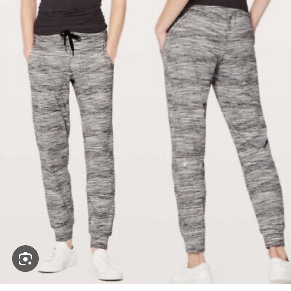 Lululemon Women’s‎ Ready to  Rulu Space Dye Camo Black and White, Yoga, Exercise